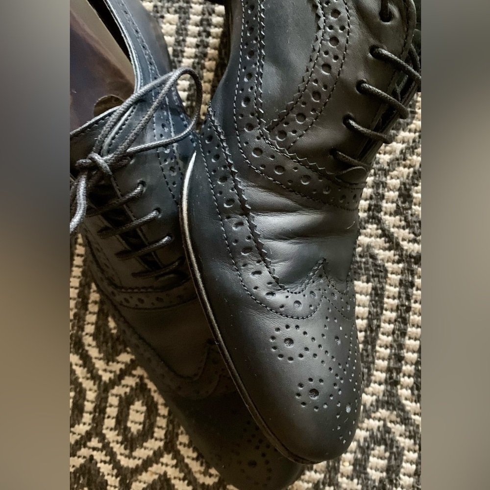 Base London wing tip Oxfords size EU 42
